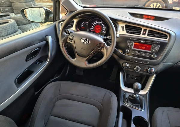 Kia Ceed cena 34499 przebieg: 61230, rok produkcji 2014 z Wasilków małe 781